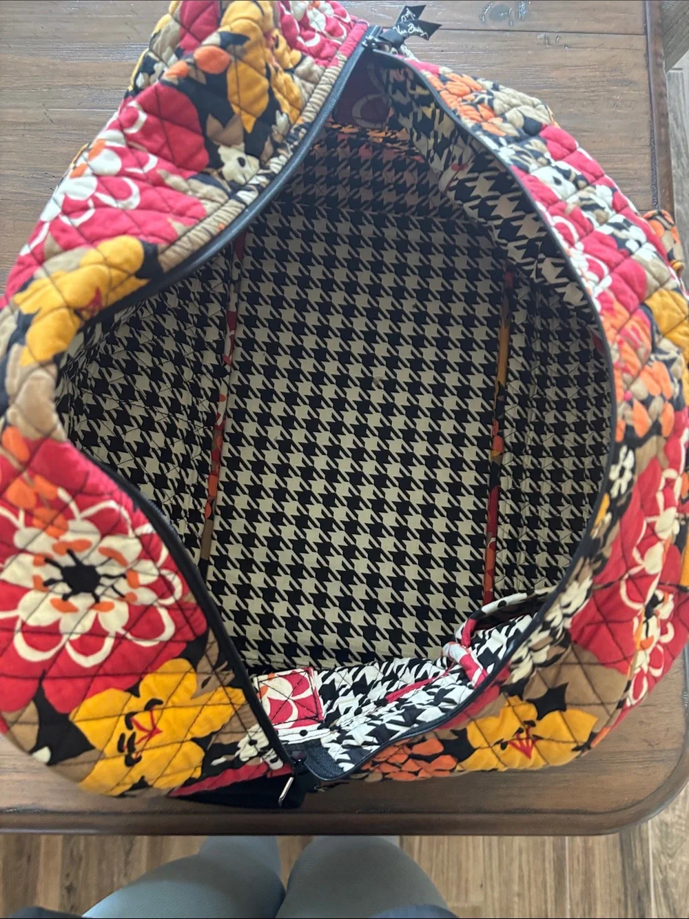 Quilted Floral Weekend Duffel Bag in Red & Mustard - Picture 7 of 10